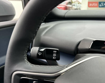 Серый Вольво EX30, объемом двигателя 0 л и пробегом 13 тыс. км за 25900 $, фото 56 на Automoto.ua