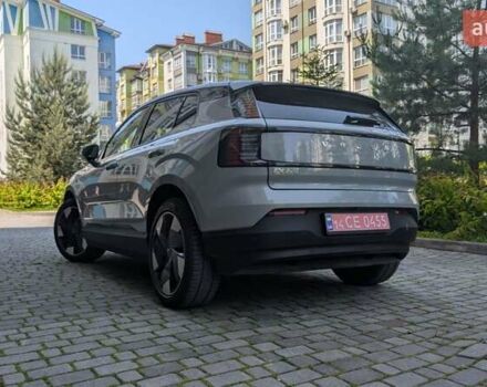 Серый Вольво EX30, объемом двигателя 0 л и пробегом 9 тыс. км за 27999 $, фото 5 на Automoto.ua