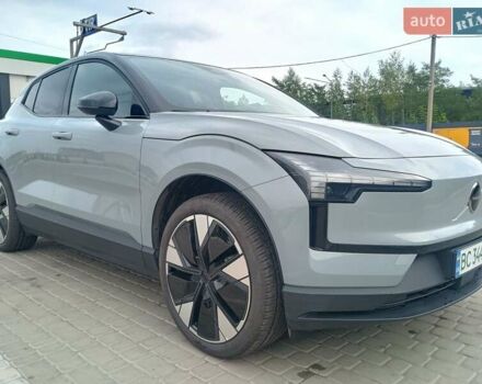 Серый Вольво EX30, объемом двигателя 0 л и пробегом 7 тыс. км за 29749 $, фото 4 на Automoto.ua