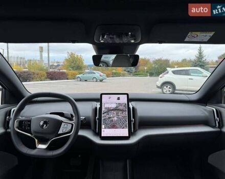 Серый Вольво EX30, объемом двигателя 0 л и пробегом 2 тыс. км за 42593 $, фото 24 на Automoto.ua