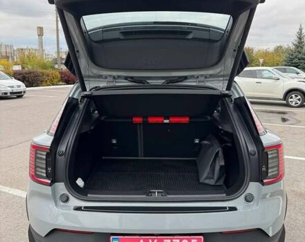 Серый Вольво EX30, объемом двигателя 0 л и пробегом 2 тыс. км за 42593 $, фото 8 на Automoto.ua