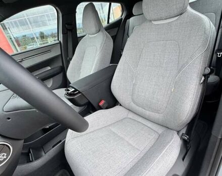 Серый Вольво EX30, объемом двигателя 0 л и пробегом 2 тыс. км за 42593 $, фото 12 на Automoto.ua