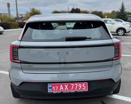 Серый Вольво EX30, объемом двигателя 0 л и пробегом 2 тыс. км за 42593 $, фото 4 на Automoto.ua