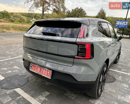 Серый Вольво EX30, объемом двигателя 0 л и пробегом 8 тыс. км за 33500 $, фото 4 на Automoto.ua