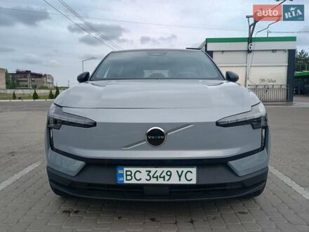 Серый Вольво EX30, объемом двигателя 0 л и пробегом 7 тыс. км за 29749 $, фото 1 на Automoto.ua