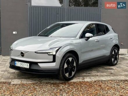 Вольво EX30 2024 у Калуше на Automoto.ua Сірий Вольво EX30, об'ємом двигуна 0 л та пробігом 23 тис. км за 25500 $, фото 1 на Automoto.ua