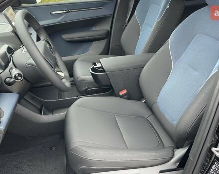 Вольво EX30 Cross Country, объемом двигателя 0 л и пробегом 0 тыс. км за 46676 $, фото 12 на Automoto.ua