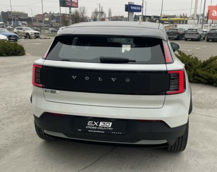 Вольво EX30 Cross Country, объемом двигателя 0 л и пробегом 0 тыс. км за 46676 $, фото 13 на Automoto.ua