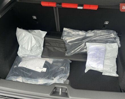 Вольво EX30 Cross Country, объемом двигателя 0 л и пробегом 0 тыс. км за 46676 $, фото 21 на Automoto.ua