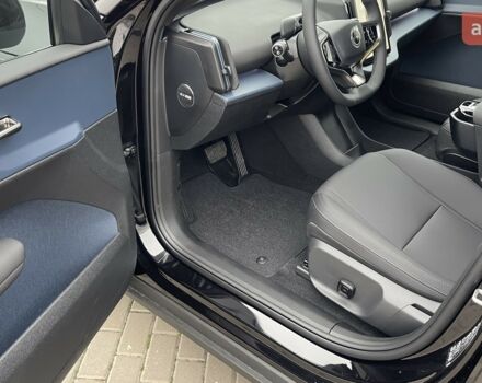 Вольво EX30 Cross Country, объемом двигателя 0 л и пробегом 0 тыс. км за 46676 $, фото 13 на Automoto.ua