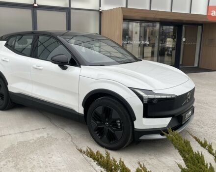 Вольво EX30 Cross Country, объемом двигателя 0 л и пробегом 0 тыс. км за 46676 $, фото 6 на Automoto.ua