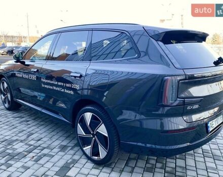 Серый Вольво EX90, объемом двигателя 0 л и пробегом 1 тыс. км за 92793 $, фото 12 на Automoto.ua