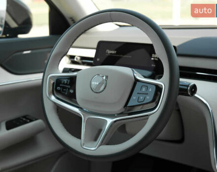 Серый Вольво EX90, объемом двигателя 0 л и пробегом 1 тыс. км за 90459 $, фото 11 на Automoto.ua