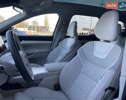 Серый Вольво EX90, объемом двигателя 0 л и пробегом 1 тыс. км за 92793 $, фото 39 на Automoto.ua