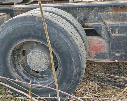 Желтый Вольво F12, объемом двигателя 0 л и пробегом 350 тыс. км за 21500 $, фото 10 на Automoto.ua