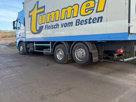 Синий Вольво F12, объемом двигателя 12.1 л и пробегом 1 тыс. км за 25500 $, фото 1 на Automoto.ua