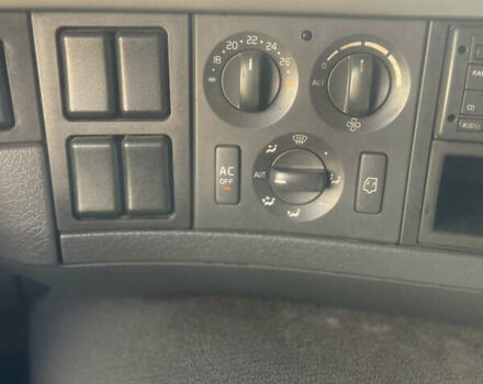 Вольво FMX 13 2013 у Долине на Automoto.ua Зелений Вольво FMX 13, об'ємом двигуна 12 л та пробігом 555 тис. км за 53500 $, фото 17 на Automoto.ua