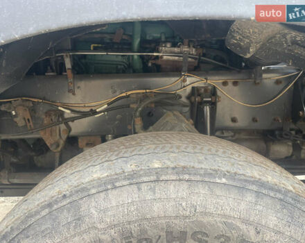 Вольво FMX 13 2013 у Долине на Automoto.ua Зелений Вольво FMX 13, об'ємом двигуна 12 л та пробігом 555 тис. км за 53500 $, фото 6 на Automoto.ua