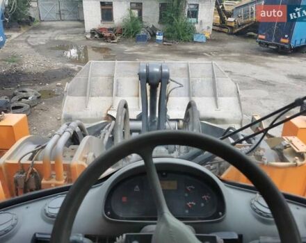 Желтый Вольво L 180, объемом двигателя 12.1 л и пробегом 10 тыс. км за 75500 $, фото 4 на Automoto.ua