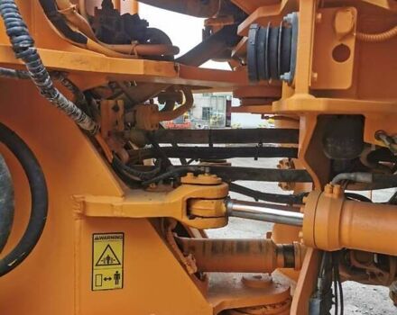 Желтый Вольво L 180, объемом двигателя 12.1 л и пробегом 10 тыс. км за 75500 $, фото 2 на Automoto.ua