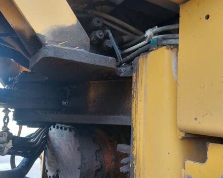 Желтый Вольво L 330D, объемом двигателя 16 л и пробегом 50 тыс. км за 85000 $, фото 2 на Automoto.ua