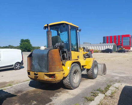 Желтый Вольво L 35D, объемом двигателя 0 л и пробегом 100 тыс. км за 16000 $, фото 2 на Automoto.ua