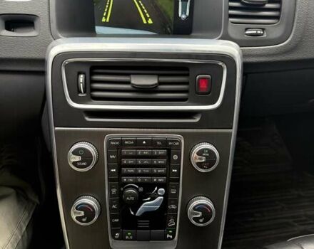 Белый Вольво V60 Cross Country, объемом двигателя 2.5 л и пробегом 161 тыс. км за 14500 $, фото 13 на Automoto.ua