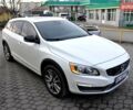 Білий Вольво V60 Cross Country, об'ємом двигуна 2.5 л та пробігом 161 тис. км за 14500 $, фото 3 на Automoto.ua