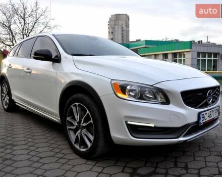 Білий Вольво V60 Cross Country, об'ємом двигуна 2.5 л та пробігом 161 тис. км за 14500 $, фото 4 на Automoto.ua
