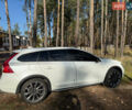 Білий Вольво V60 Cross Country, об'ємом двигуна 2.5 л та пробігом 99 тис. км за 17300 $, фото 1 на Automoto.ua