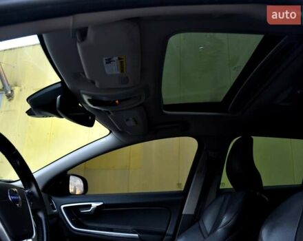 Білий Вольво V60 Cross Country, об'ємом двигуна 2.5 л та пробігом 161 тис. км за 14500 $, фото 19 на Automoto.ua