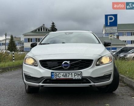 Белый Вольво V60 Cross Country, объемом двигателя 2.5 л и пробегом 161 тыс. км за 14500 $, фото 9 на Automoto.ua