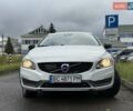 Белый Вольво V60 Cross Country, объемом двигателя 2.5 л и пробегом 161 тыс. км за 14500 $, фото 9 на Automoto.ua