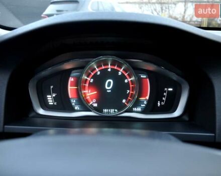 Білий Вольво V60 Cross Country, об'ємом двигуна 2.5 л та пробігом 161 тис. км за 14500 $, фото 36 на Automoto.ua