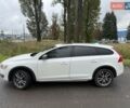 Белый Вольво V60 Cross Country, объемом двигателя 2.5 л и пробегом 161 тыс. км за 14900 $, фото 4 на Automoto.ua