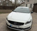 Белый Вольво V60 Cross Country, объемом двигателя 2.4 л и пробегом 54 тыс. км за 22500 $, фото 2 на Automoto.ua