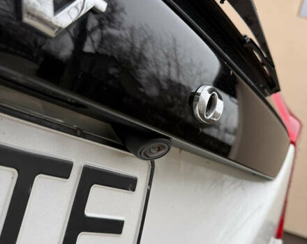 Белый Вольво V60 Cross Country, объемом двигателя 2.4 л и пробегом 54 тыс. км за 22500 $, фото 6 на Automoto.ua