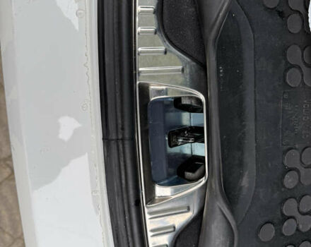 Белый Вольво V60 Cross Country, объемом двигателя 2.4 л и пробегом 54 тыс. км за 22500 $, фото 13 на Automoto.ua