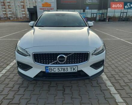 Белый Вольво V60 Cross Country, объемом двигателя 1.97 л и пробегом 180 тыс. км за 30000 $, фото 17 на Automoto.ua
