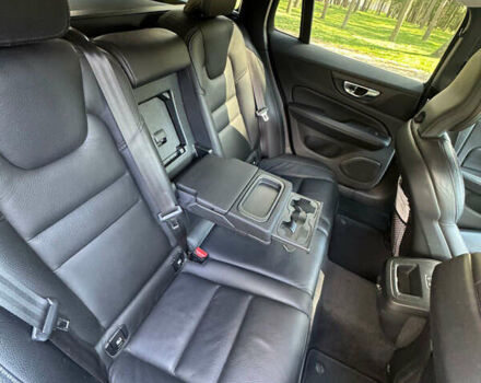 Білий Вольво V60 Cross Country, об'ємом двигуна 2 л та пробігом 196 тис. км за 26500 $, фото 1 на Automoto.ua