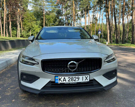 Белый Вольво V60 Cross Country, объемом двигателя 2 л и пробегом 196 тыс. км за 33000 $, фото 26 на Automoto.ua