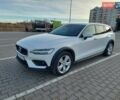 Белый Вольво V60 Cross Country, объемом двигателя 1.97 л и пробегом 180 тыс. км за 30000 $, фото 2 на Automoto.ua