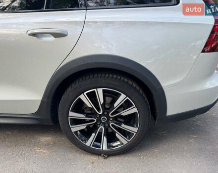 Білий Вольво V60 Cross Country, об'ємом двигуна 2 л та пробігом 196 тис. км за 26500 $, фото 5 на Automoto.ua