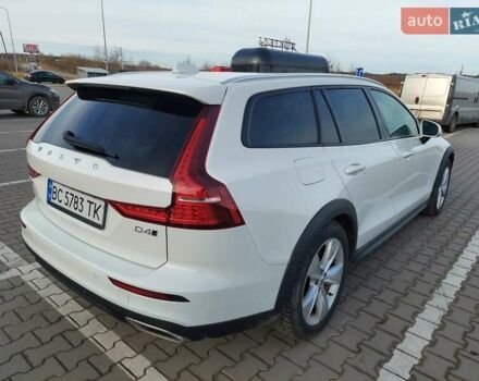 Белый Вольво V60 Cross Country, объемом двигателя 1.97 л и пробегом 180 тыс. км за 30000 $, фото 8 на Automoto.ua
