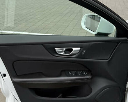 Белый Вольво V60 Cross Country, объемом двигателя 1.97 л и пробегом 219 тыс. км за 29900 $, фото 8 на Automoto.ua