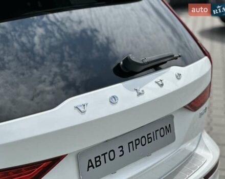 Белый Вольво V60 Cross Country, объемом двигателя 1.97 л и пробегом 60 тыс. км за 32999 $, фото 27 на Automoto.ua