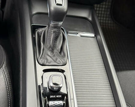 Белый Вольво V60 Cross Country, объемом двигателя 1.97 л и пробегом 219 тыс. км за 29900 $, фото 11 на Automoto.ua