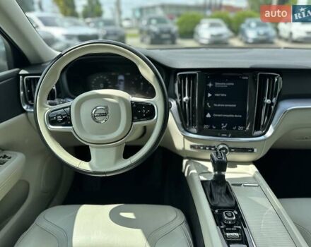 Белый Вольво V60 Cross Country, объемом двигателя 1.97 л и пробегом 60 тыс. км за 32999 $, фото 17 на Automoto.ua