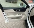 Білий Вольво V60 Cross Country, об'ємом двигуна 1.97 л та пробігом 37 тис. км за 33500 $, фото 24 на Automoto.ua