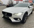 Білий Вольво V60 Cross Country, об'ємом двигуна 1.97 л та пробігом 37 тис. км за 33500 $, фото 2 на Automoto.ua